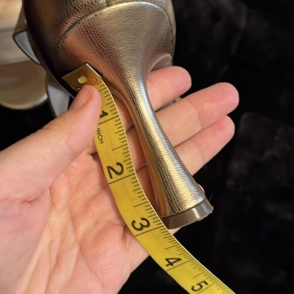 Kelly & Katie Chic Strappy Heeled Sandals - Picture 9 of 10